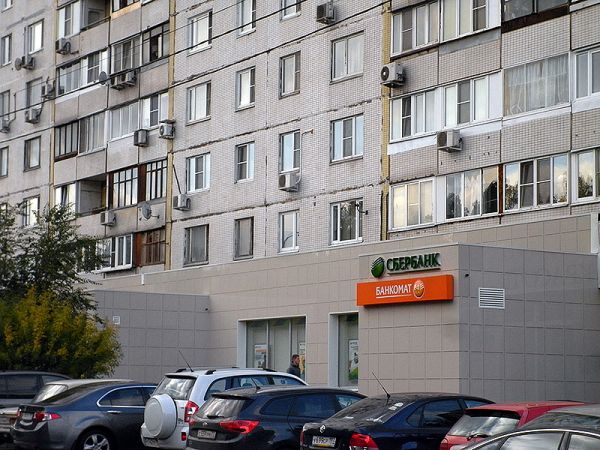 Торговые площади вблизи станций метро в г. Москве