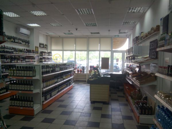 Торговое помещение свободного назначения