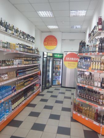 Торговое помещение свободного назначения